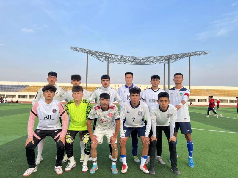 燃运动激情，展青春风范