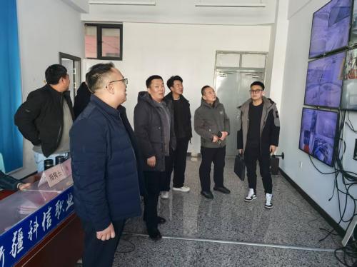 开学检查明偏向，凝心聚力促生长——校向导带队检查春季开学各项事情