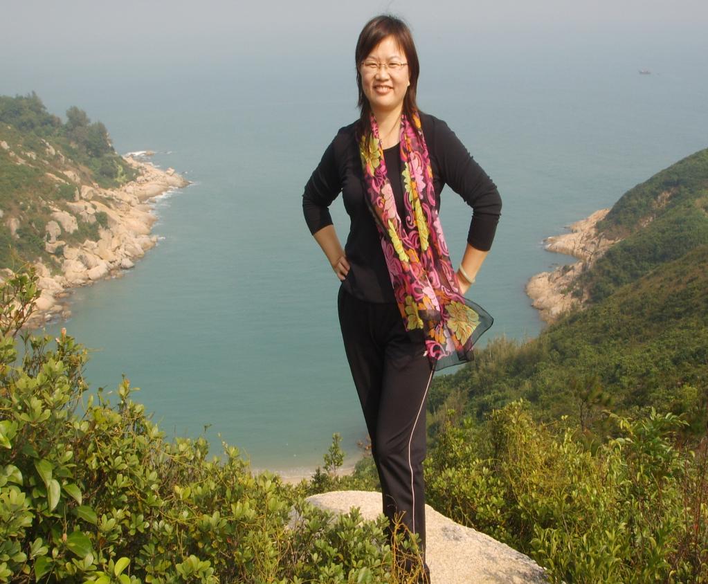 公共效劳与治理学院师资风范