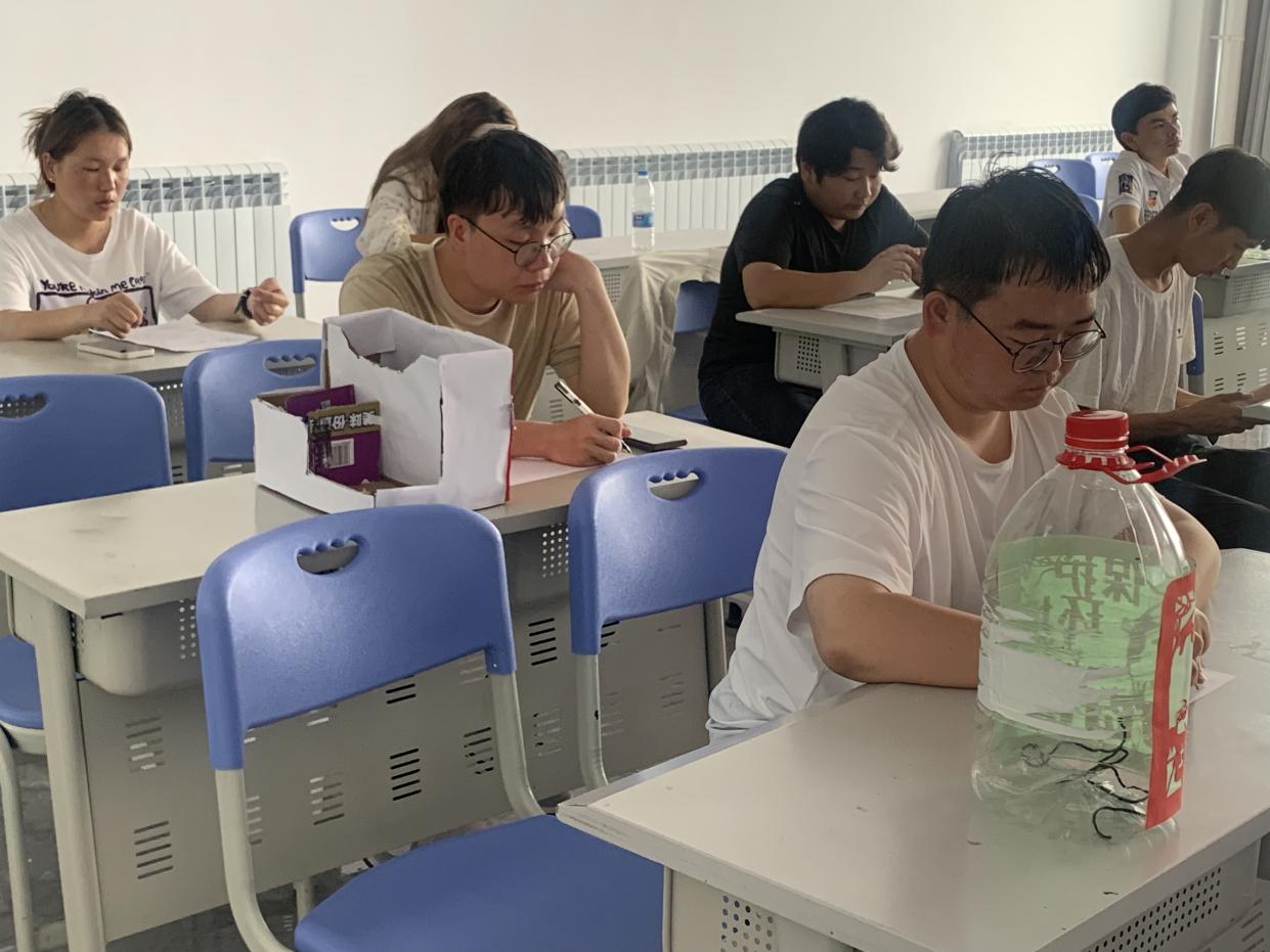 绿色物流，共创优美未来——Z6尊龙凯时经济治理学院绿色包装设计赛